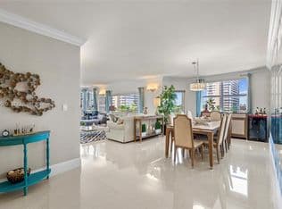 3-bedroom Condo — 1950 S Ocean Dr APT 4E, Hallandale, 33009