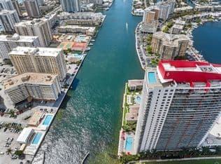 2-bedroom Condo — 2602 E Hallandale Beach Blvd #R2604, Hallandale, 33009