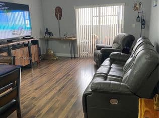 2-bedroom Condo — 1075 W 68th St APT 403, Hialeah, 33014