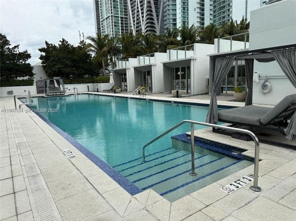 1-bedroom Condo — 851 NE 1st Ave 2610-unit 1, Miami, FL 33132