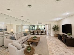2-bedroom Condo — 4807 Esedra Court, Lake Worth, 33467
