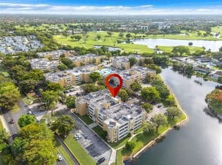 3+1 Condo — 6911 SW 147th Ave APT 2H, Miami, 33193