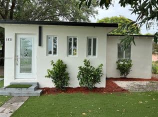 2+1 Müstakil ev — 1831 Wilmington St, Opa Locka, 33054