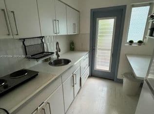 1+1 Condo — 761 Euclid Ave #12B, Miami Beach, 33139