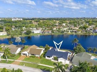 3+1 Müstakil ev — 1310 SW 26th Ave, Deerfield Beach, 33442