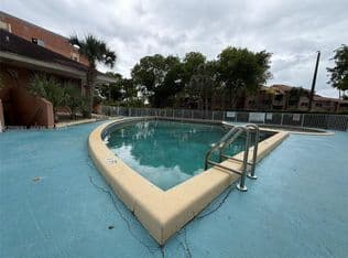 2-bedroom Condo — 17650 NW 68th Ave APT A2008, Hialeah, 33015