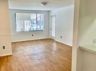 2-bedroom Condo — 4421 W McNab Rd APT 20, Pompano Beach, 33069