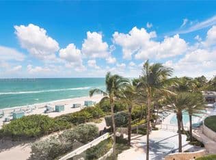 1+1 Condo — 6801 Collins Ave #418, Miami Beach, 33141