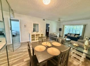 2+1 Condo — 7605 W Atlantic Blvd APT 207, Margate, 33063