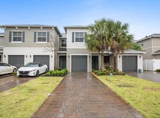 3+1 Townhouse — 185 Bandol Street, Riviera Beach, 33404