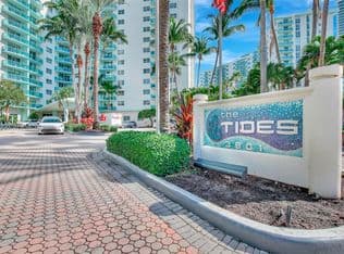 1+1 Condo — 3801 S Ocean Dr APT 6Z, Hollywood, 33019