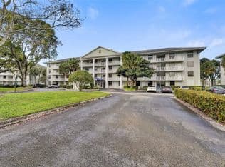 2-bedroom Condo — 1713 Whitehall Dr APT 304, Fort Lauderdale, 33324