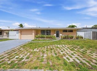 3+1 Müstakil ev — 8641 NW 25th Ct, Sunrise, 33322