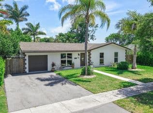 4+1 Müstakil ev — 9241 SW 183rd Ter, Palmetto Bay, 33157