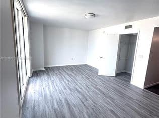 Condo — 50 Biscayne Blvd APT 3303, Miami, 33132
