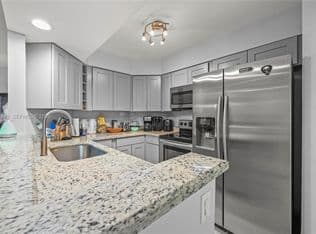 2+1 Condo — 8058 NW 15th Mnr #8058, Fort Lauderdale, 33322