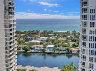 3+1 Condo — 21205 Yacht Club Dr Unit 1502, Aventura, 33180