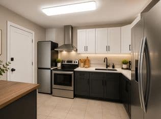 2-bedroom Condo — 6061 N Falls Cir #110, Fort Lauderdale, 33319