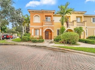3-bedroom Townhouse — 8999 SW 18th St #1401, Miramar, 33025