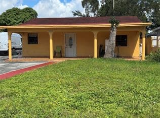 4-bedroom Single-Family Home — 3041 NW 95th Ter, Miami, 33147