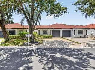 3-bedroom Single-Family Home — 8100 VIA DI VENETO #NEIBORHOOD F, Boca Raton, 33496