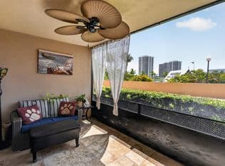 2+1 Condo — 1036 US Highway 1 #121, North Palm Beach, 33408