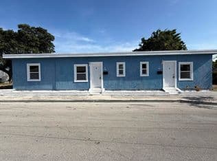 2-bedroom Property — 1117 3rd Avenue N #1, Lake Worth, 33460