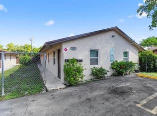 6+1 Mülk — 225 NW 12th Court, Pompano Beach, 33060