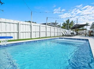 3+1 Müstakil ev — 2824 NW 6th Avenue, Wilton Manors, 33311