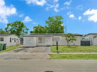 4+1 Müstakil ev — 1016 SW 22nd Ter, Fort Lauderdale, 33312