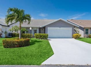 2-bedroom Single-Family Home — 5256 Tiffany Anne Circle, West Palm Beach, 33417