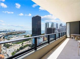 3+1 Condo — 159 NE 6th St #2415, Miami, 33132