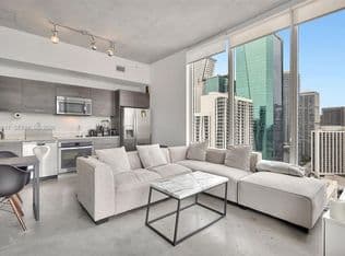 2+1 Condo — 151 SE 1st St APT 2511, Miami, 33131