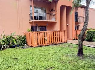 2-bedroom Condo — 7121 Miami Lakes Dr APT Q8, Hialeah, 33014