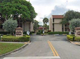 2-bedroom Condo — 6351 N UNIVERSITY Drive #224, Fort Lauderdale, 33321