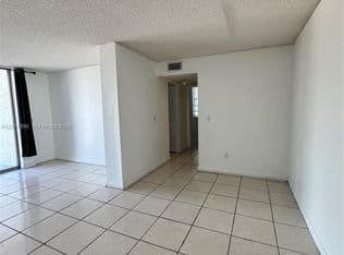 1+1 Condo — 12105 NE 6th Ave APT 304, North Miami, 33161