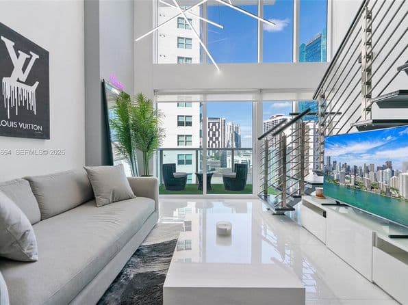1-bedroom Condo — 41 SE 5th St APT 1111, Miami, FL 33131