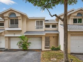 2+1 Townhouse — 2274 Discovery Circle W #2274, Deerfield Beach, 33442