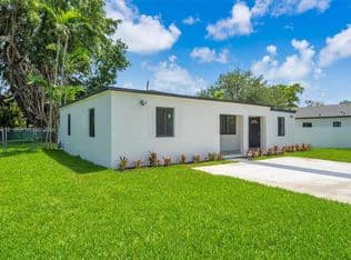 4-bedroom Single-Family Home — 1010 NE 140th St, North Miami, 33161