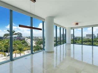 2+1 Condo — 601 NE 36th St APT 801, Miami, 33137