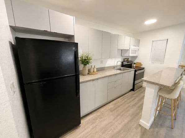 1-bedroom Apartment — Buena Vista Gardens, 5601 NW 1st Ave #Aa393ab43, Miami, FL 33127