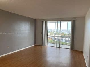 1-bedroom Condo — 2859 Leonard Dr APT G510, Aventura, 33160
