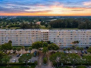 2-bedroom Condo — 5961 NW 2nd Avenue #302, Boca Raton, 33487