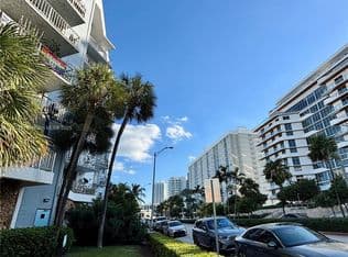 1+1 Condo — 6801 Indian Creek Dr APT 402, Miami Beach, 33141