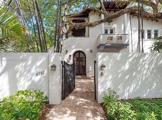 6-bedroom Single-Family Home — 4191 Lybyer Ave, Miami, 33133
