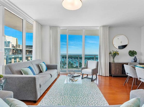 Building — For Rent, Miami 33133