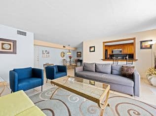 2+1 Condo — 137 Golden Isles Drive #501, Hallandale, 33009