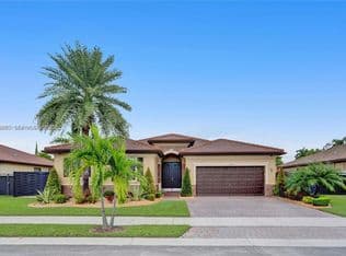 4+1 Müstakil ev — 15413 SW 116th Ter, Miami, 33196