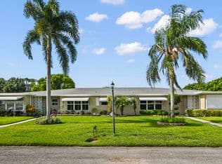 1+1 Condo — 360 High Point Court #C, Boynton Beach, 33435