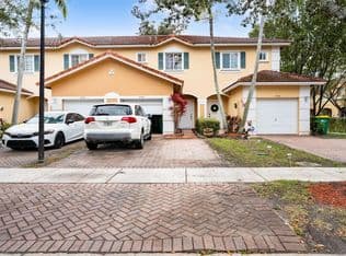 2-bedroom Single-Family Home — 5722 Tuscany Terrace, Tamarac, 33321